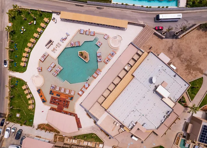 Senseana Sea Side Resort & Aquadventure