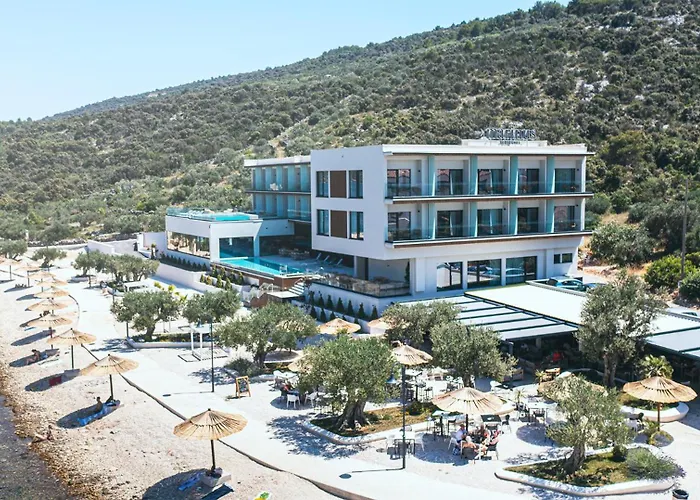 Marinus Beach Hotel