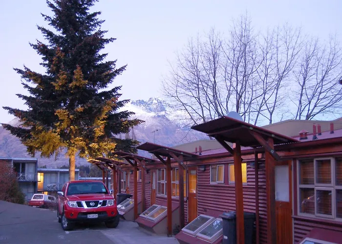 Cranbury Court Apartments