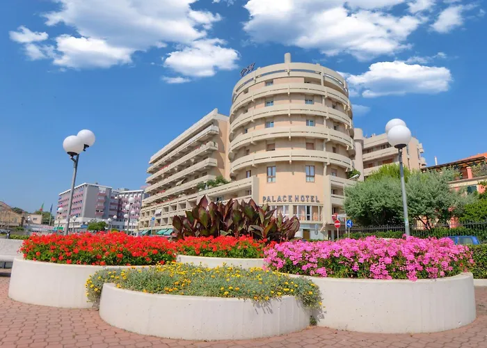 Hotel Palace