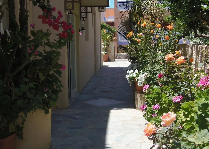 Angelica Studios And Apartments