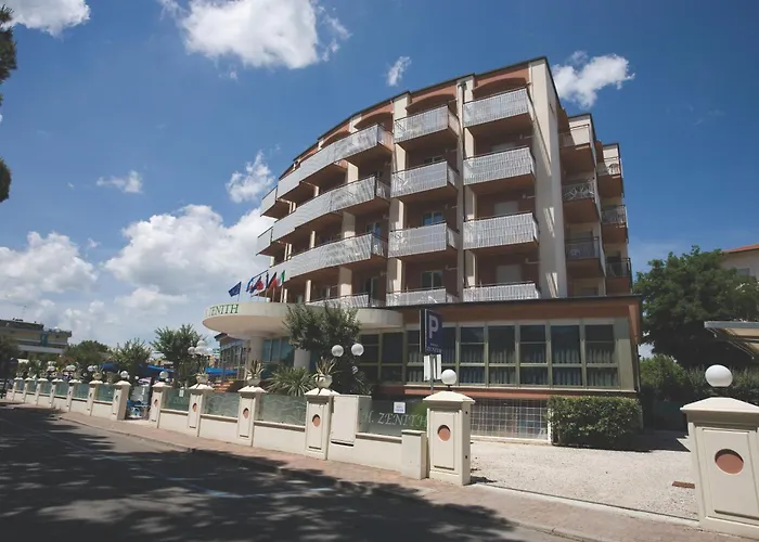 Hotel Zenith