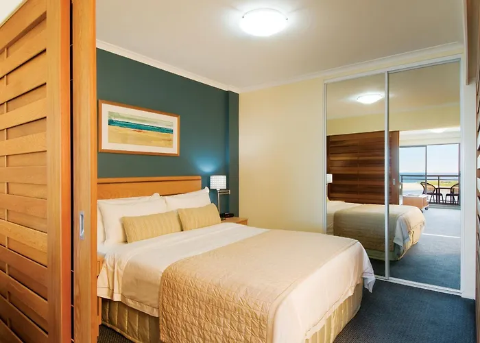 Oaks The Waterfront Suites