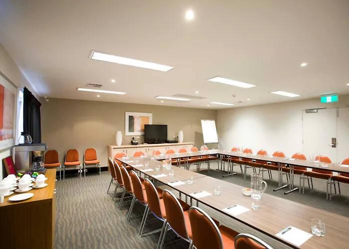 Gladstone Downtown Central Apartment Hotel Official