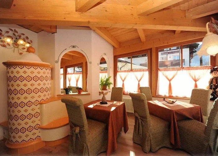 Hotel Garnì Il Giglio Commezzadura