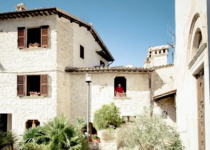 Aparthotel Borgo San Valentino Arrone
