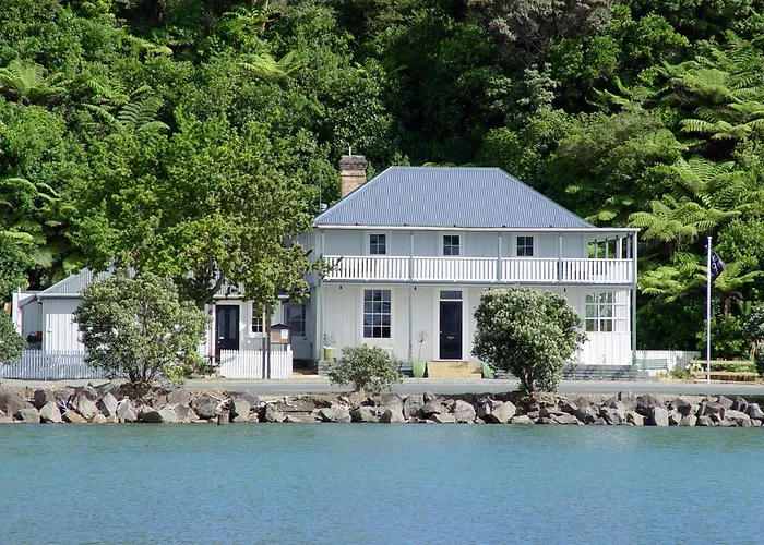 The Old Oak Boutique Hotel