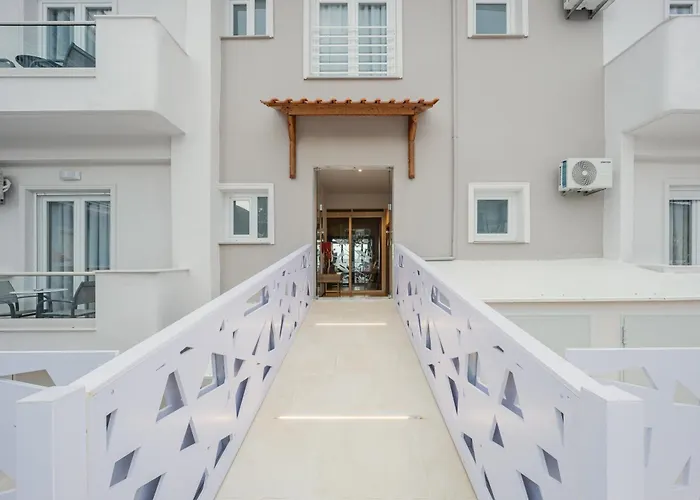 Anna Beach Suites