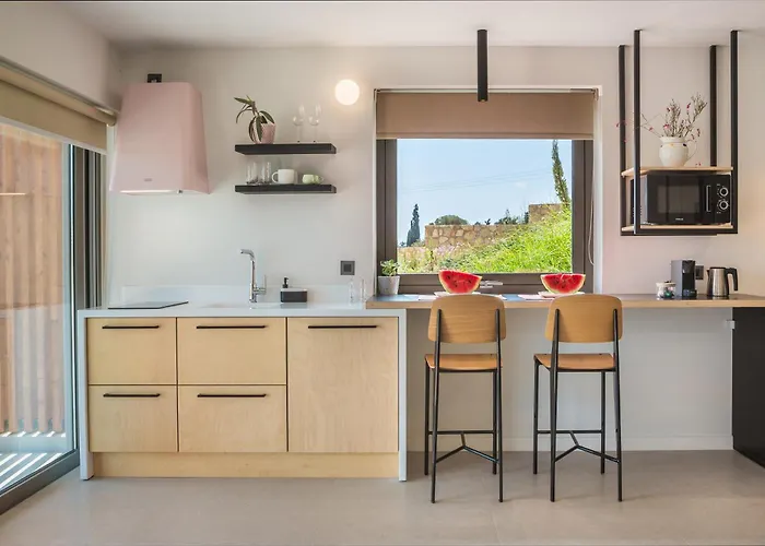 Harmony Suites Khelmata