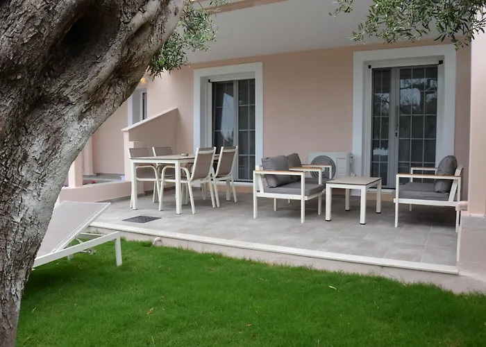 Odysseus Hotel
