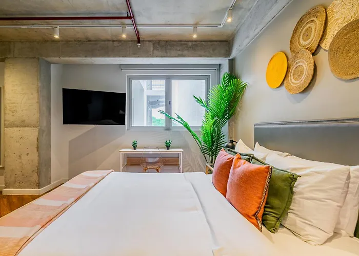 Casa Contemporanea By Wynwood House