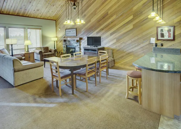 Seventh Mountain Resort