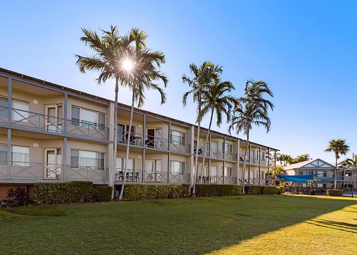 Moonlight Bay Suites