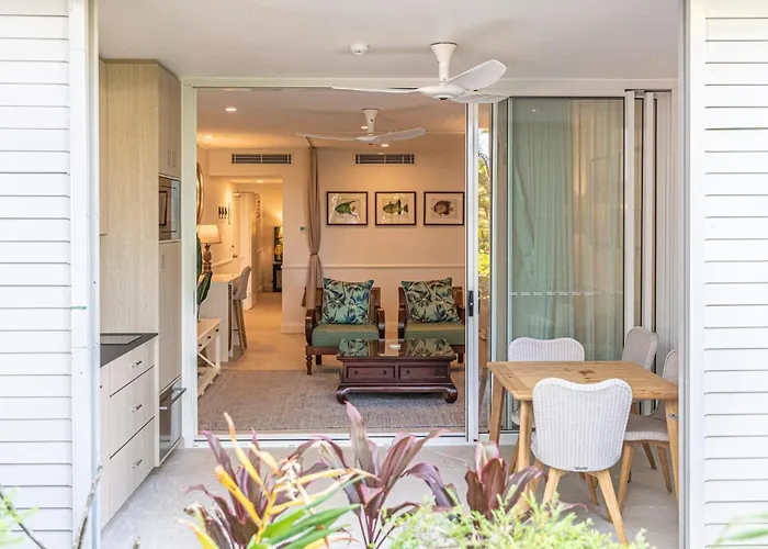 Club Tropical Resort - Official Onsite Reception & Check In Port Douglas