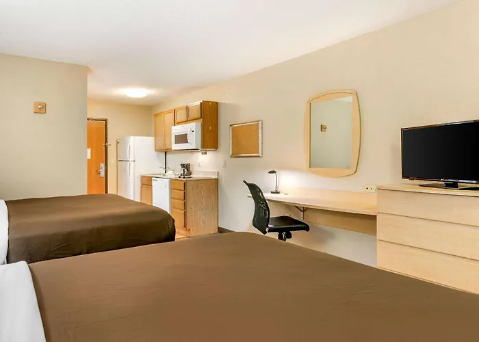 Birch Hill Suites - South Bend