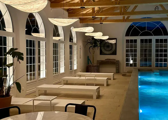 Aparthotel Secret d'Uzès - Le Loft - Avec piscine chauffée