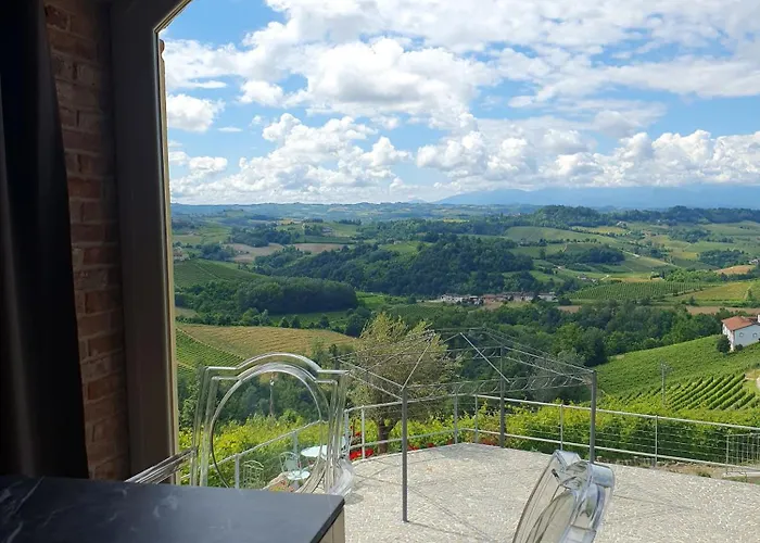 Aparthotel Cascina Bricco San Pietro Bed&Wine Monforte dʼAlba