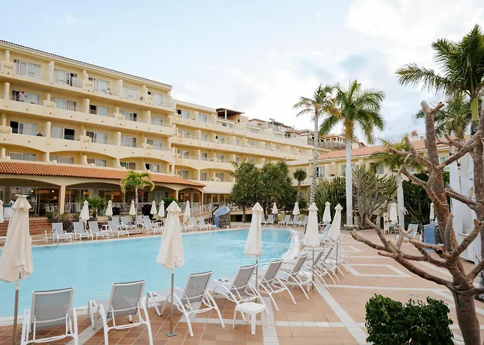 R2 Buganvilla Hotel & Spa