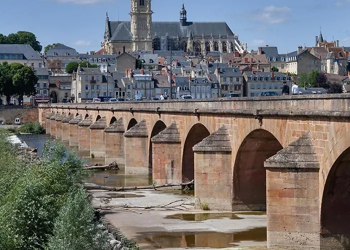 DOMITYS LE BELVEDERE Résidence Services Séniors Nevers