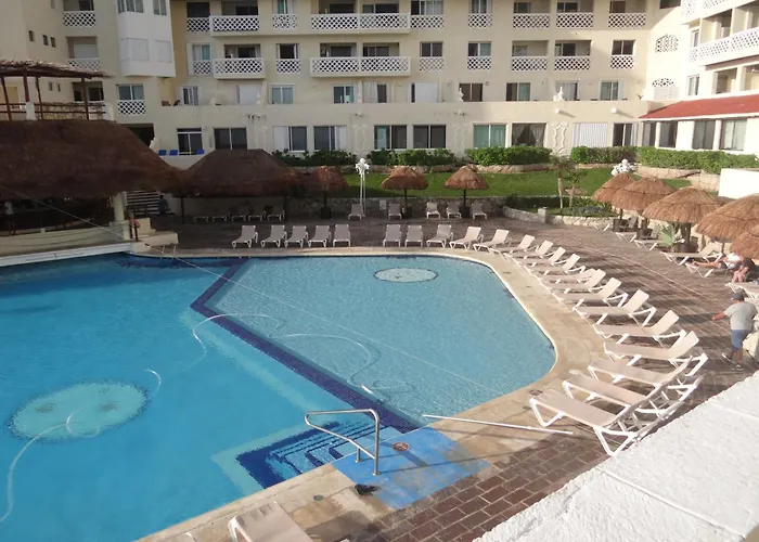 Cancun Plaza Condos