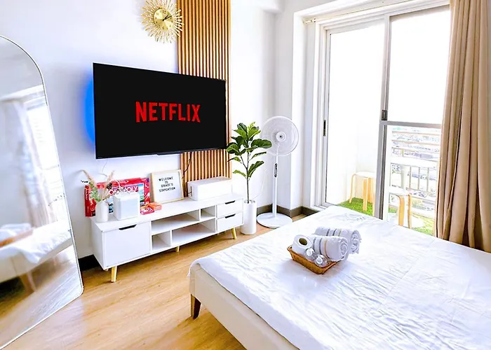 Zinnia Towers 1Br Condo With Ps4 Karaoke Netflix & Swimming Pool