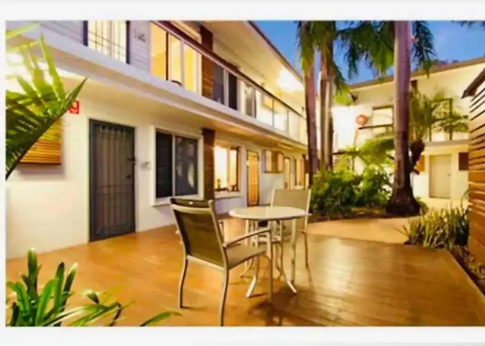 Tropical Oasis, Saltwater Pool In The Heart Of Parap Orange