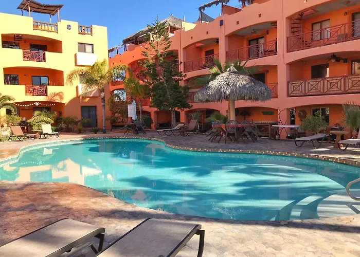El Pueblo Condominiums By Rocky Host