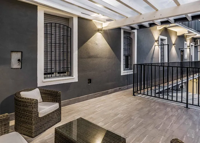 La Perla Rooms