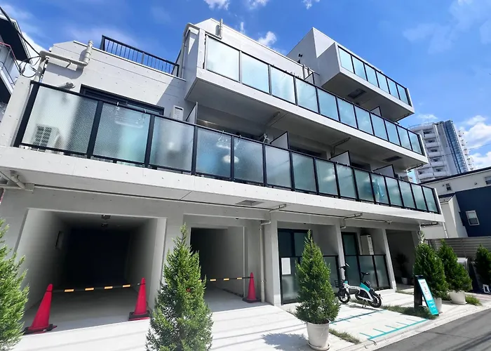 Real Okubo Apartment