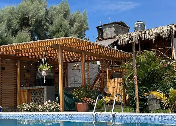 Costa Luna Vichayito