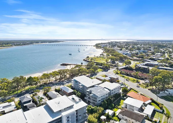 On The Bay Apartments
