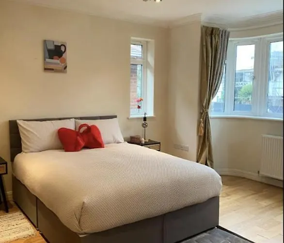 Prime Location London W5
