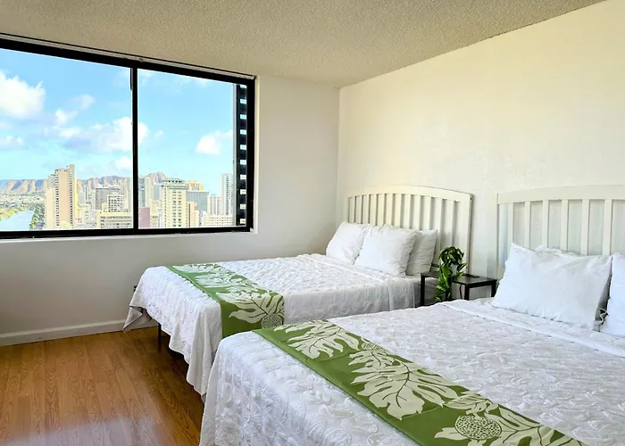 Vacation Rental Studios At Hawaiian Monarch