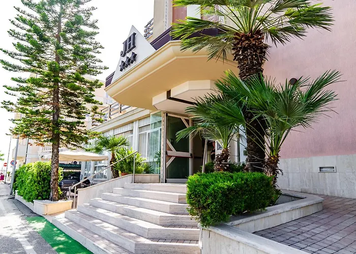 Hotel Joli