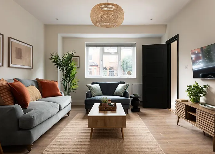 Brayford House Burton Road - Stylish Accommodation Suitable For Families And Contractors