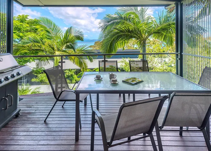 Pinnacle Apartments On Hamilton Island By Hiha