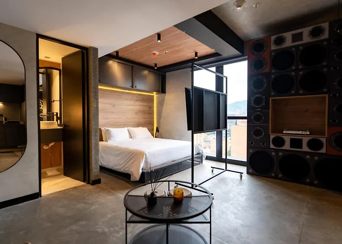 Indie Universe Creative Hotel