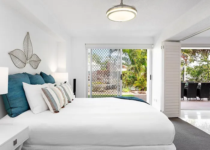Hotel Laguna Noosa Heads