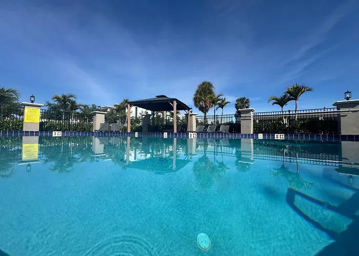 Super 8 By Wyndham Kissimmee-Orlando