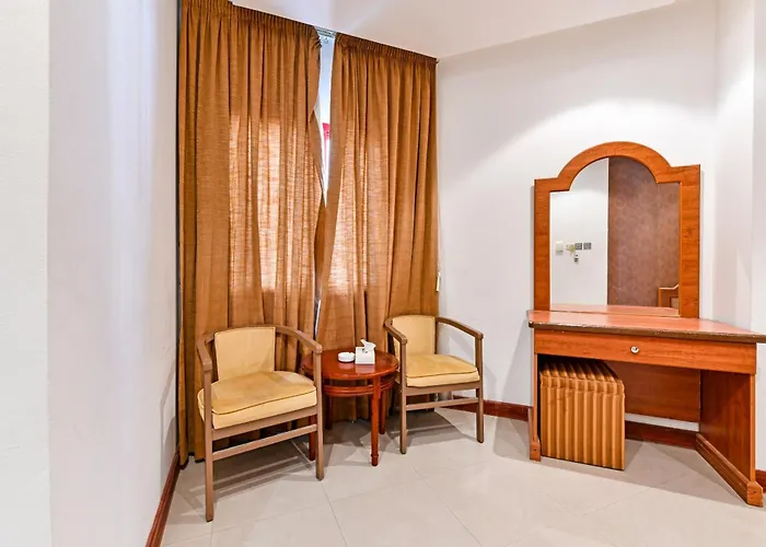 Oyo 118 Revira Hotel