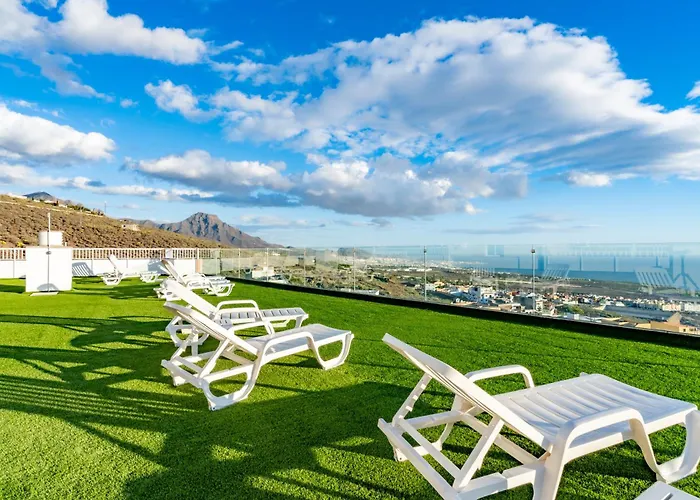 Menores Sea View