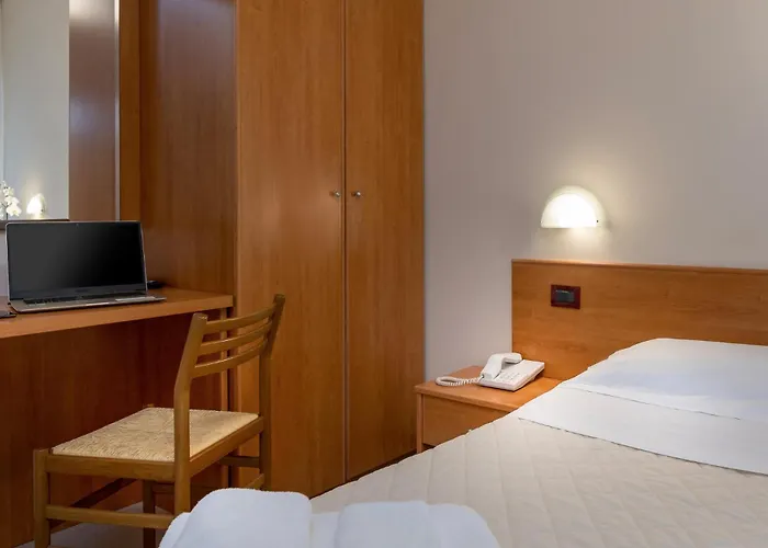 Hotel Pierre