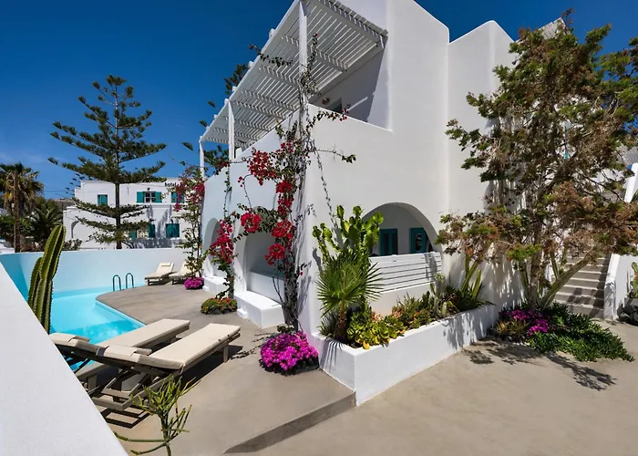 Nissia Beach Apartments & Suites
