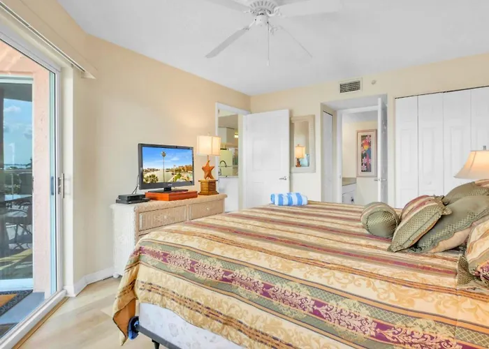 Sunrise Resort By Liberte' St. Pete Beach