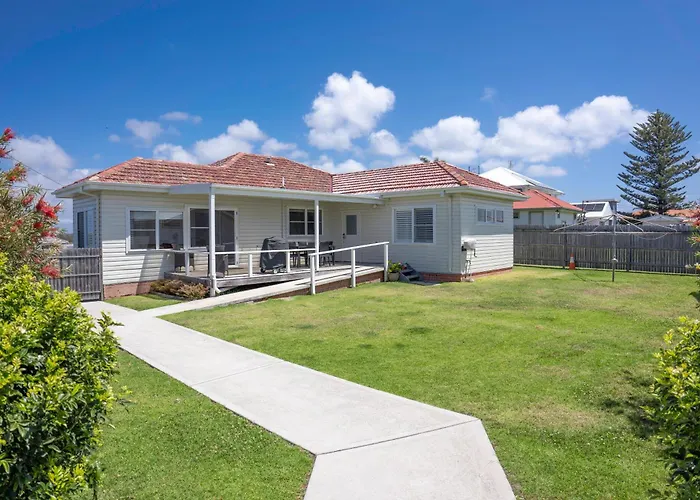 Amooran Oceanside Apartments And Motel