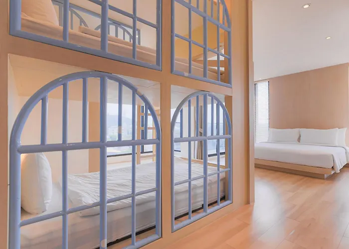Balcony Seaside Sriracha Hotel & Serviced Apartments