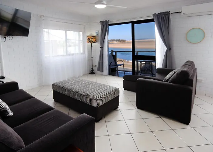 Marcel Towers Holiday Apartments Nambucca Heads