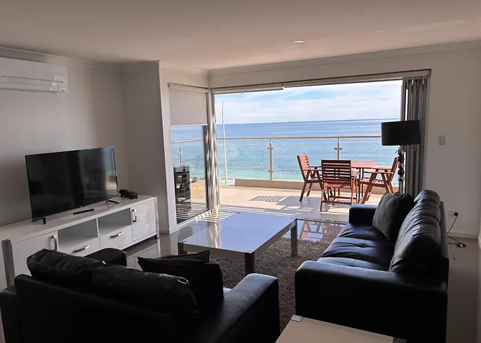 Seaview Apartments