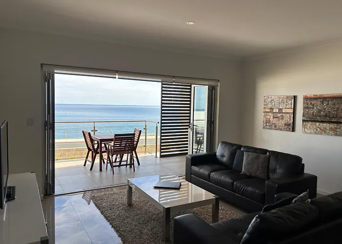 Seaview Apartments