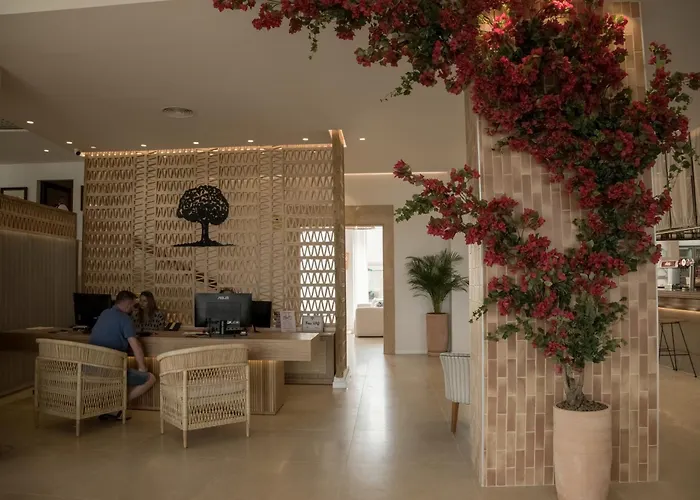 Hotel More
